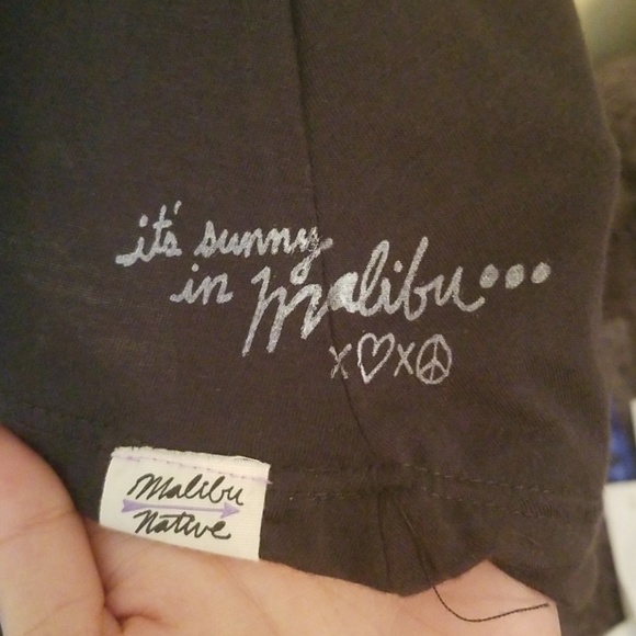 Graphic Tank Top - Picture 7 of 7